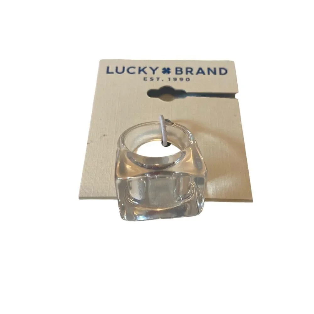 Lucky Brand fun lightweight